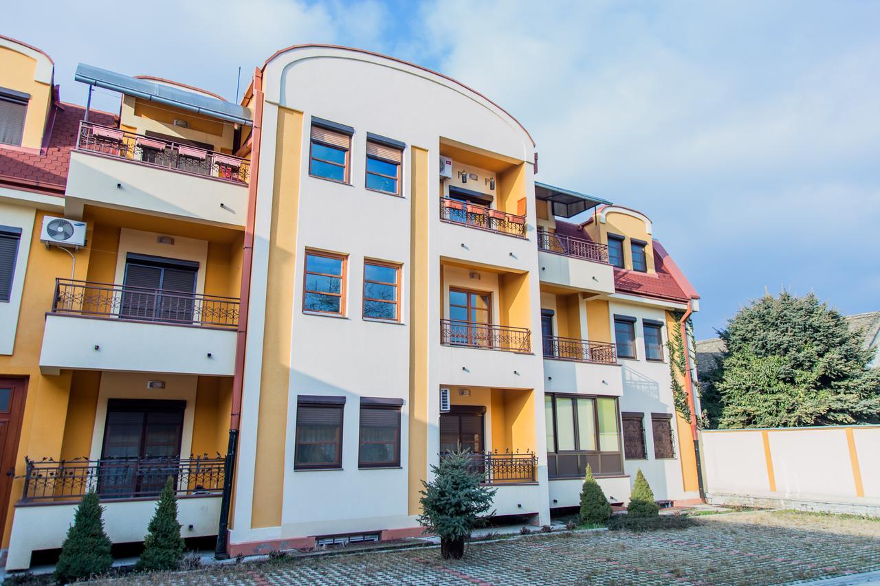 Apartman U Srcu Grada Sombor Exterior photo